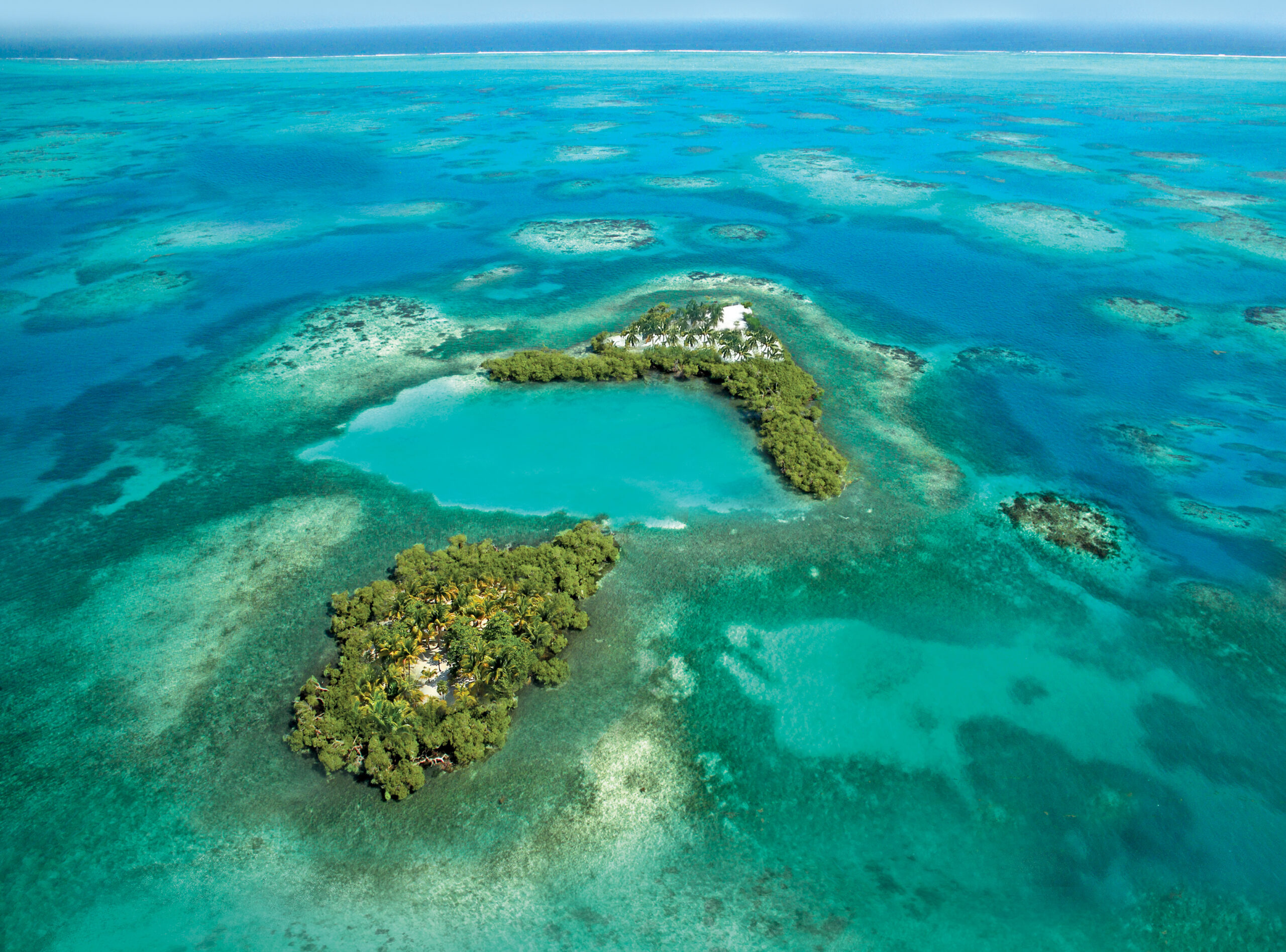 gladden-private-island-aerial-undeveloped